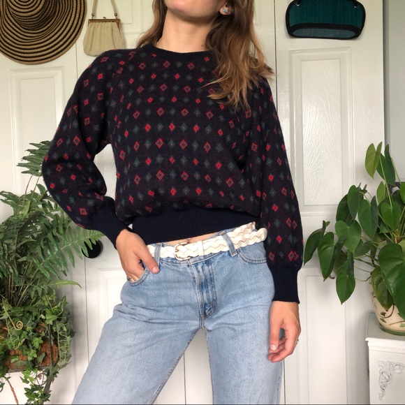 Izod Sweaters - ❣️💙 the perfect vintage crop sweater 💙❣️
